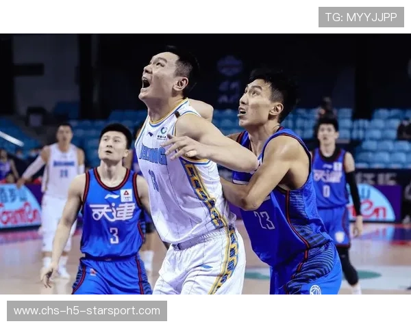 首钢男篮末节实现反超，整体执行力明显加强